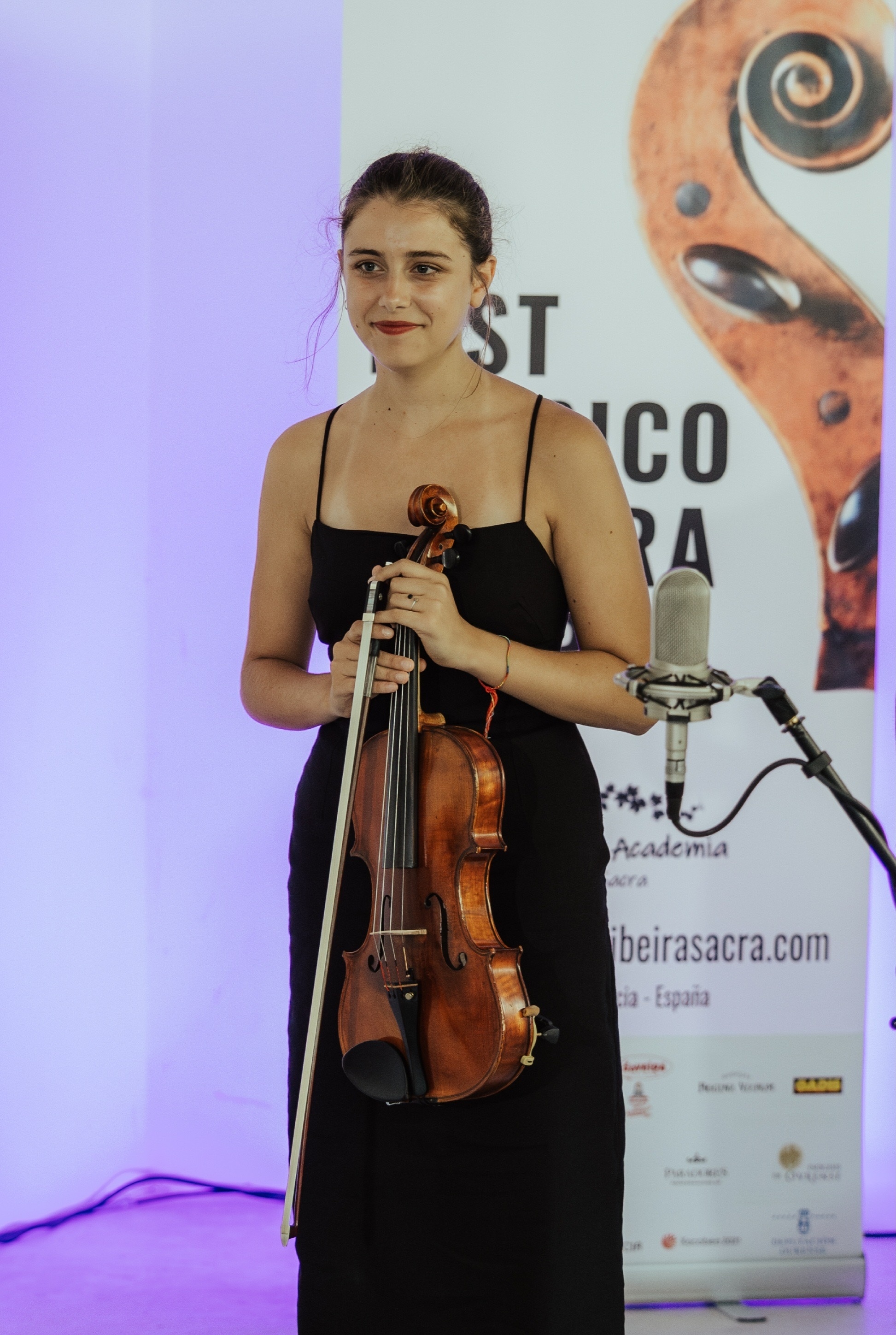 Amalia Bosh Fernandez